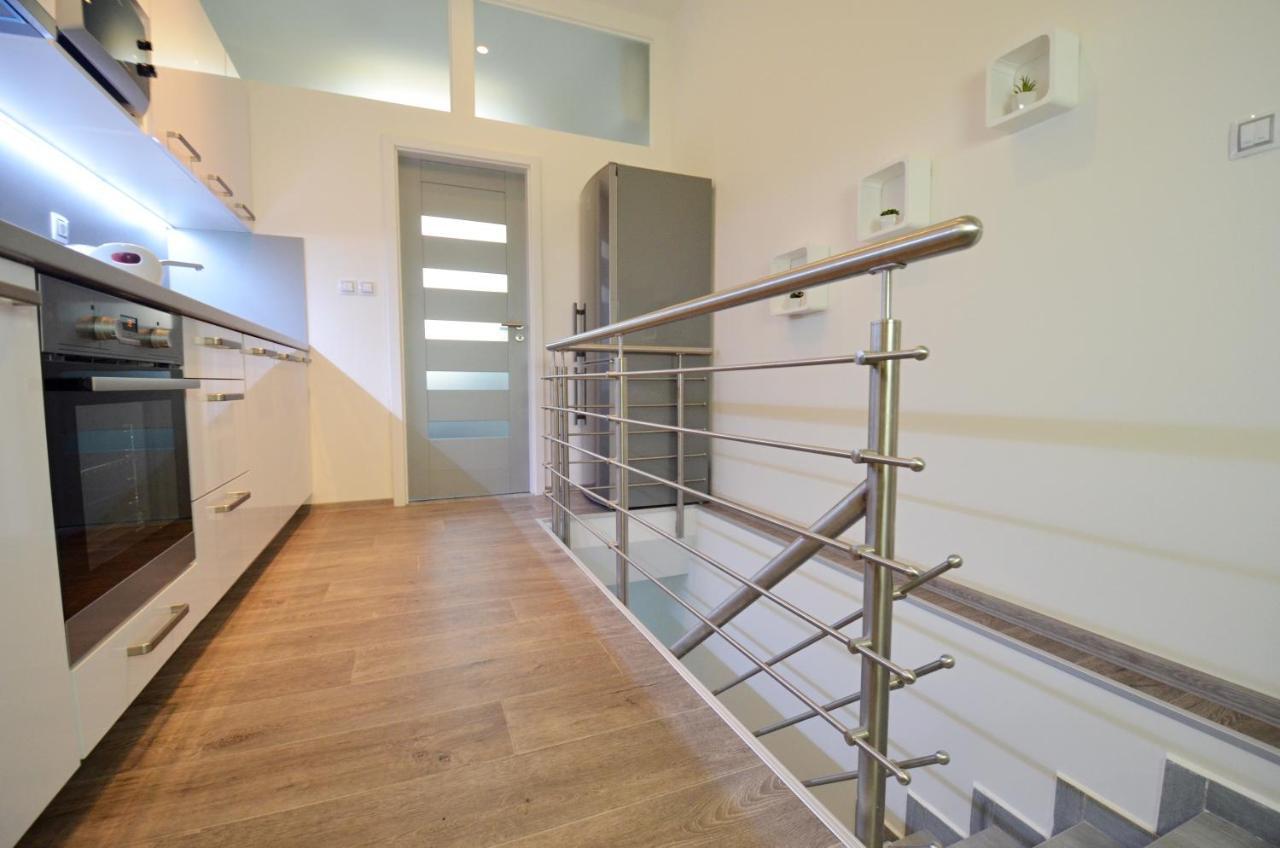 Apartmany Jizdarenska Карловы Вары Экстерьер фото